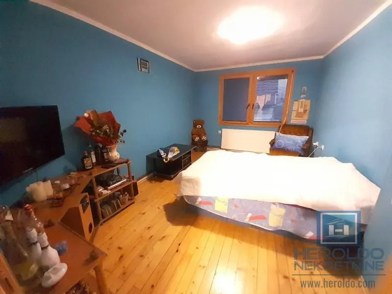 Prodaja, kuća, 310m², Tavrića obori, Jagodina