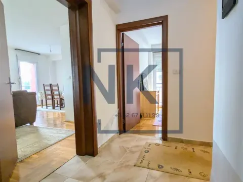 Izdavanje, trosoban stan, 92m², 1 maj, Podgorica - image 9