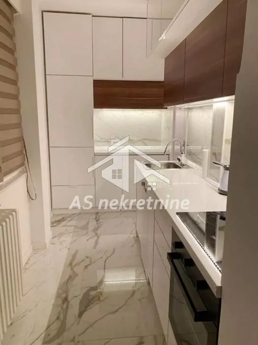 Rent, two bedroom apartment, 58m², Vračar Hram, Vračar Sve Podlokacije