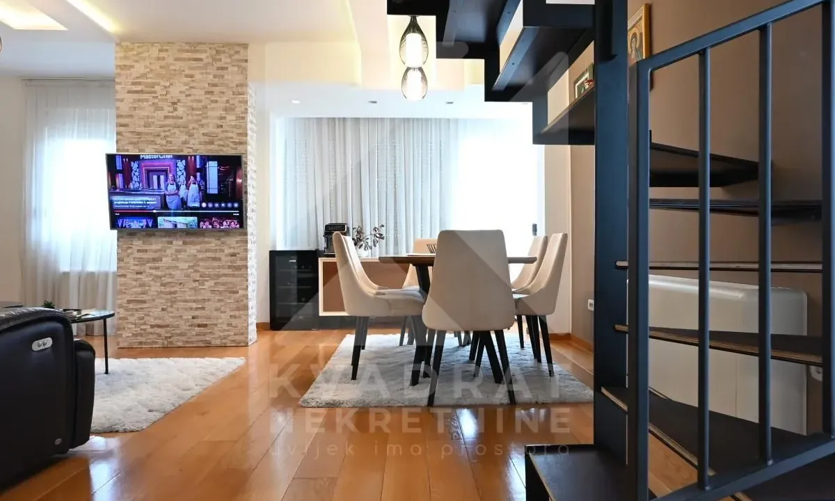 Prodaja, četvorosoban stan, 153m², Zabjelo, Podgorica