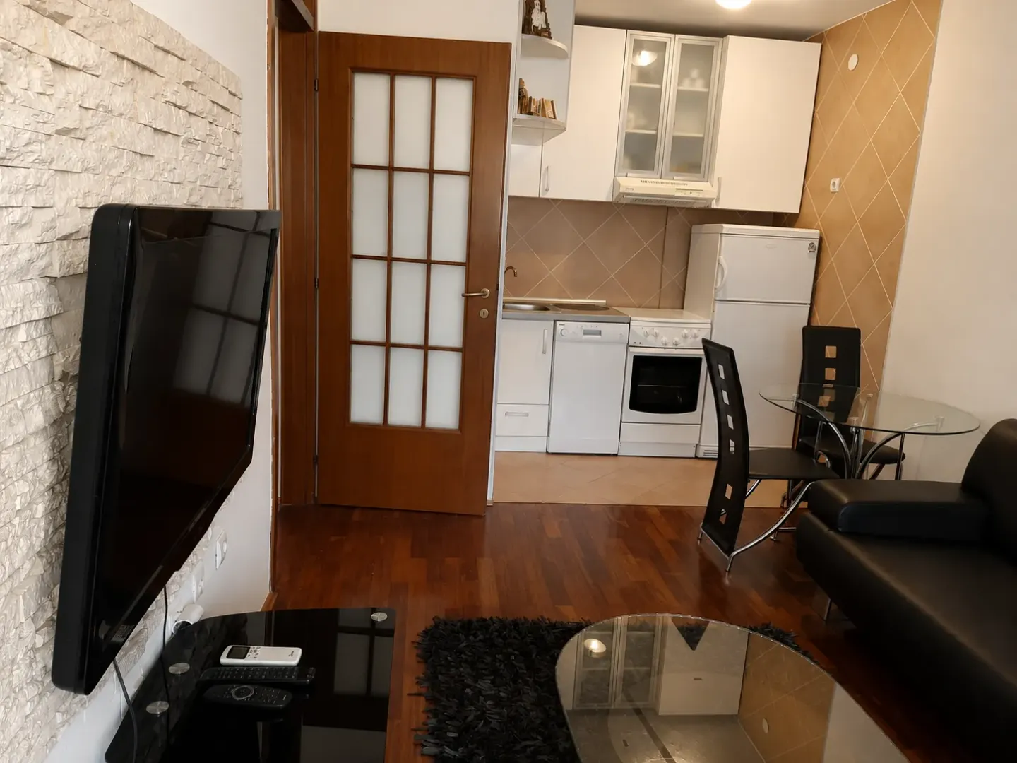 Izdavanje, jednosoban stan, 48m², Preko Morače, Podgorica