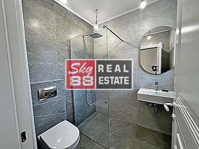 Prodaja, četvorosoban stan, 129m², Centar Sve Podlokacije, Beograd