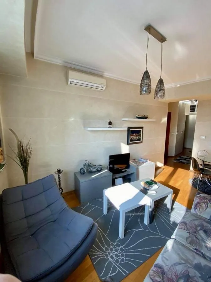Izdavanje, stan, 53m², Centar, Podgorica