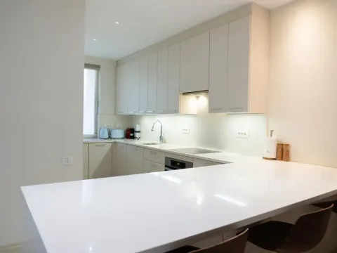 Prodaja, dvosoban stan, 115m², Porto Montenegro, Tivat - image 16