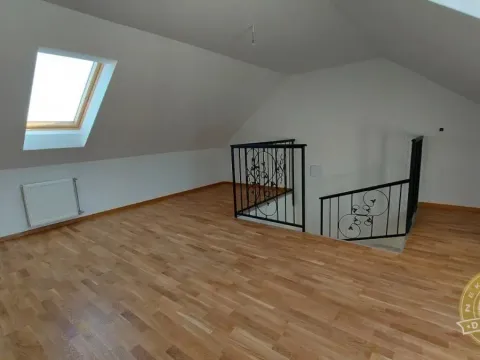 Izdavanje, četvorosoban stan, 84m², Petrovaradin, Novi Sad - image 11