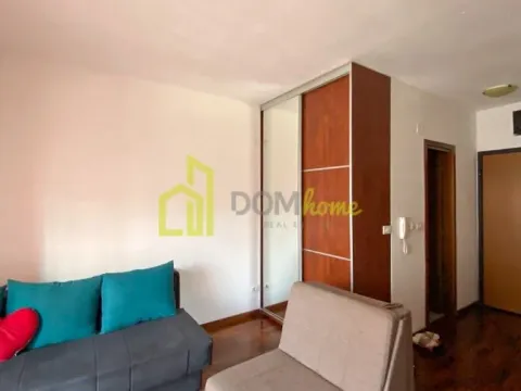 Izdavanje, garsonjera, 33m², City Kvart, Podgorica - image 4