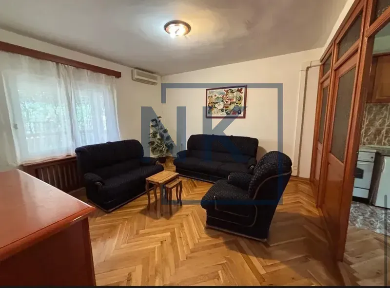 Izdavanje, kuća, 250m², Stari Aerodrom, Podgorica