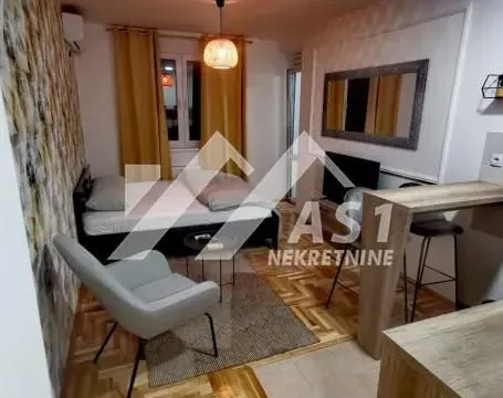 Stan in Nova Detelinara