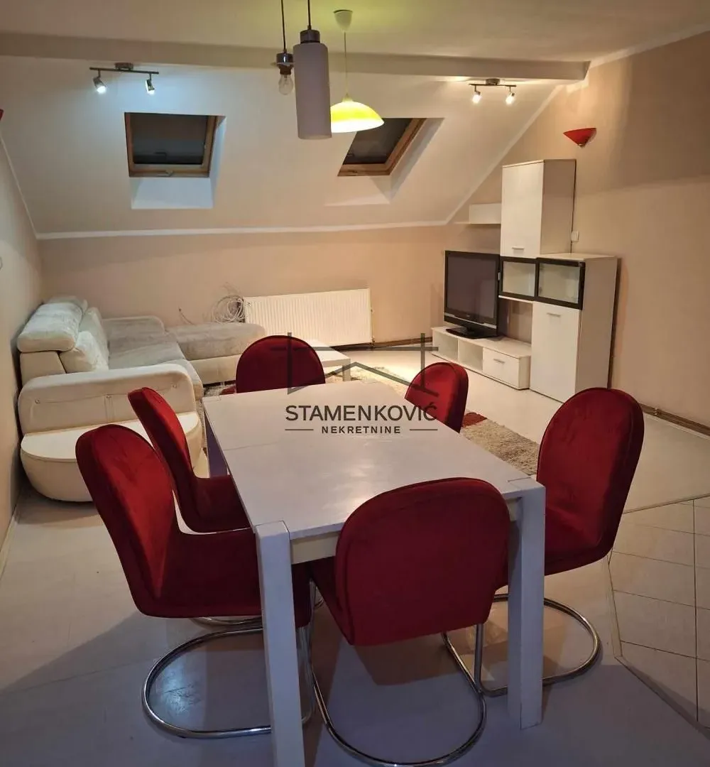 Prodaja, dvosoban stan, 68m², Socijalno, Novi Sad Sve Podlokacije