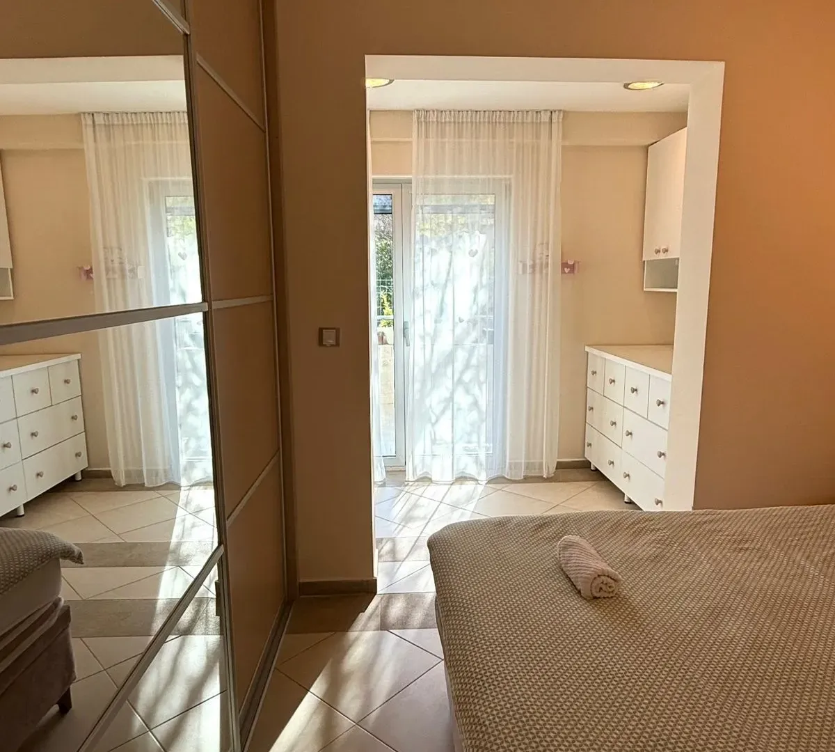 Prodaja, jednosoban stan, 74m², Dobrota, Kotor