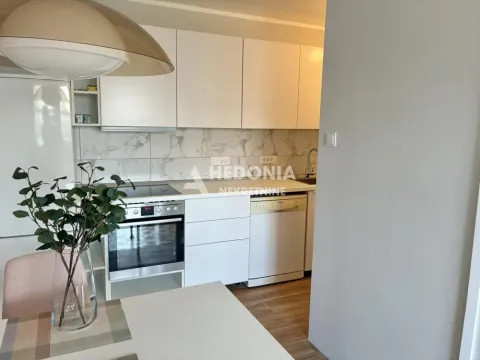 Sale, two bedroom apartment, 60m², Zvezdara Sve Podlokacije, Beograd - image 4