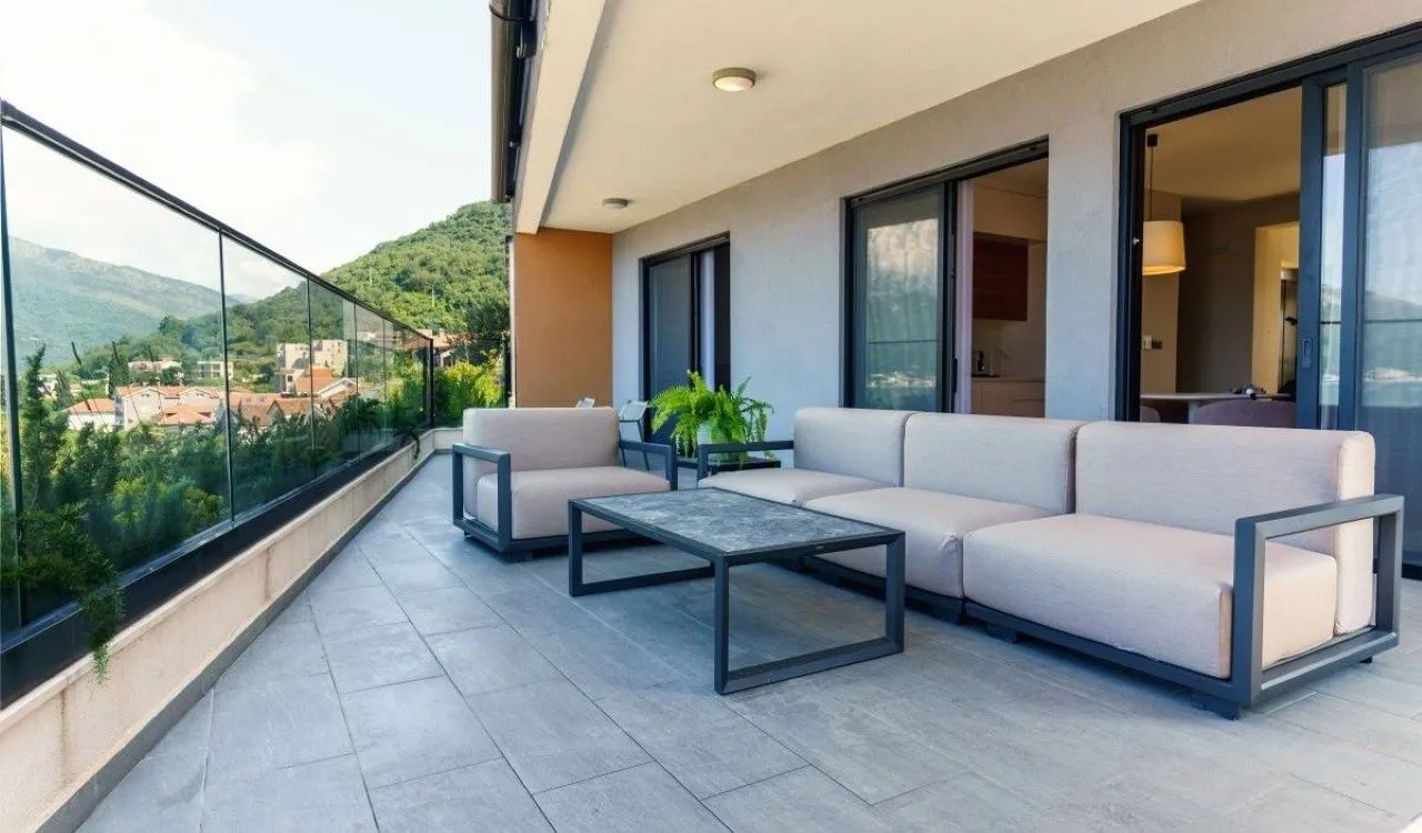 Sale, two bedroom apartment, 160m², Donja Lastva, Tivat