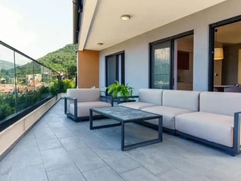 Sale, two bedroom apartment, 160m², Donja Lastva, Tivat - image 12