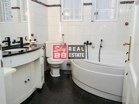 Prodaja, kuća, 243m², Senjak, Beograd - image 12