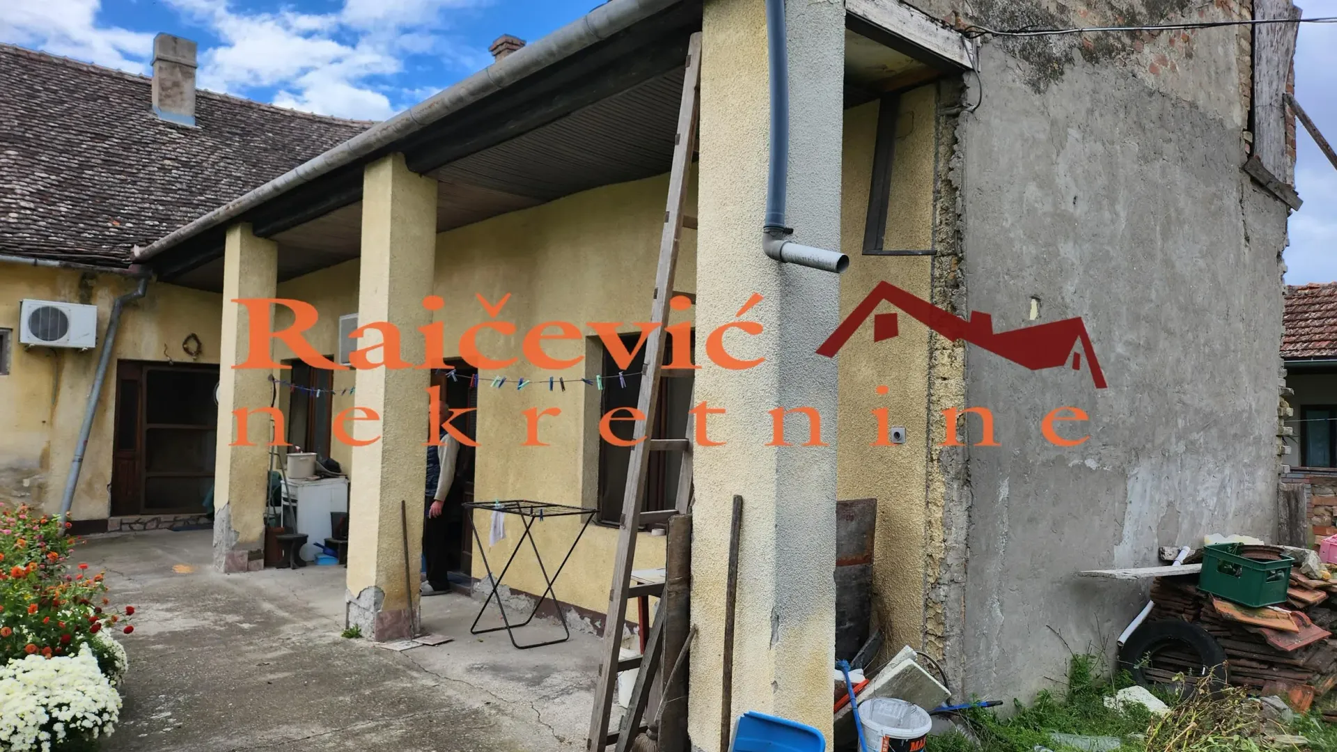Prodaja, kuća, 249m², Sremska Mitrovica, Srbija