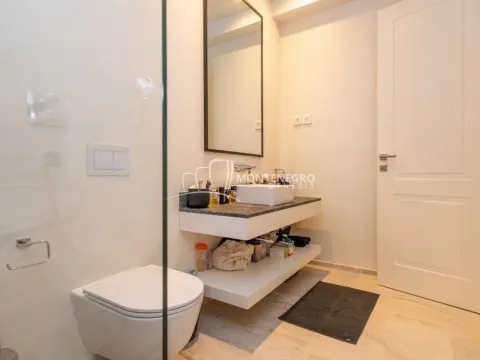 Sale, two bedroom apartment, 152m², Luštica Bay, Tivat - image 10