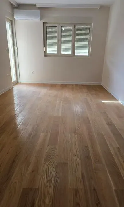 Prodaja, jednosoban stan, 49m², Central Point, Podgorica