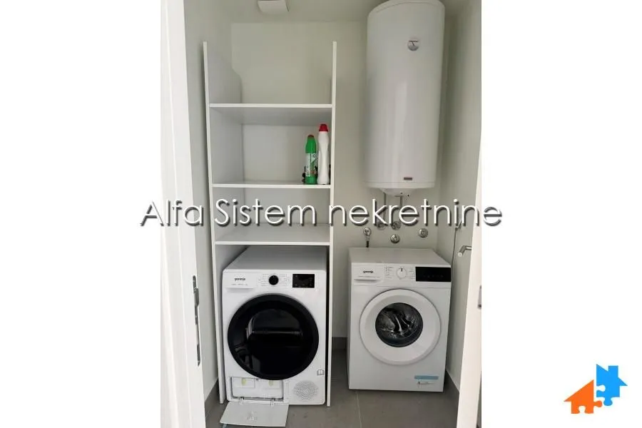 Rent, three bedroom apartment, 83m², Savski Venac, Beograd