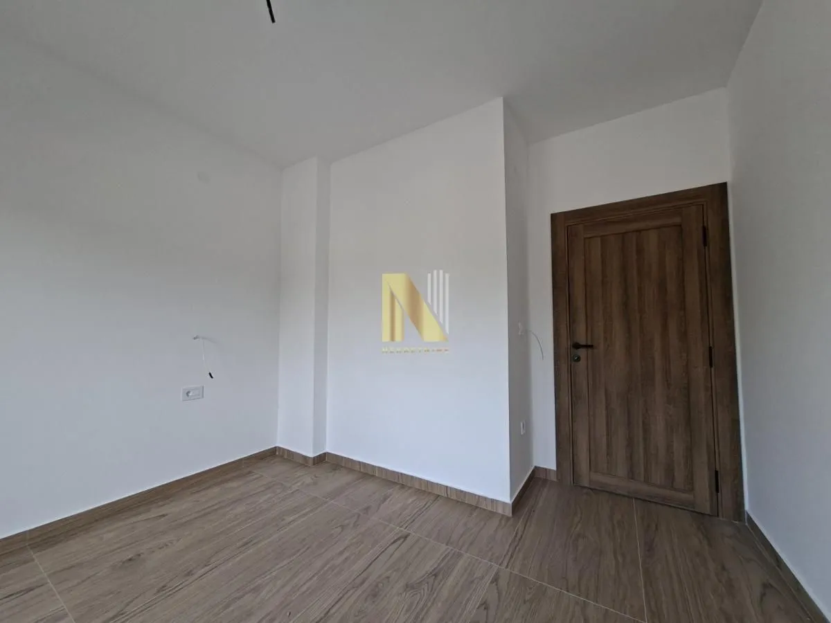 Prodaja, četvorosoban stan, 95m², Tatarsko brdo, Petrovaradin