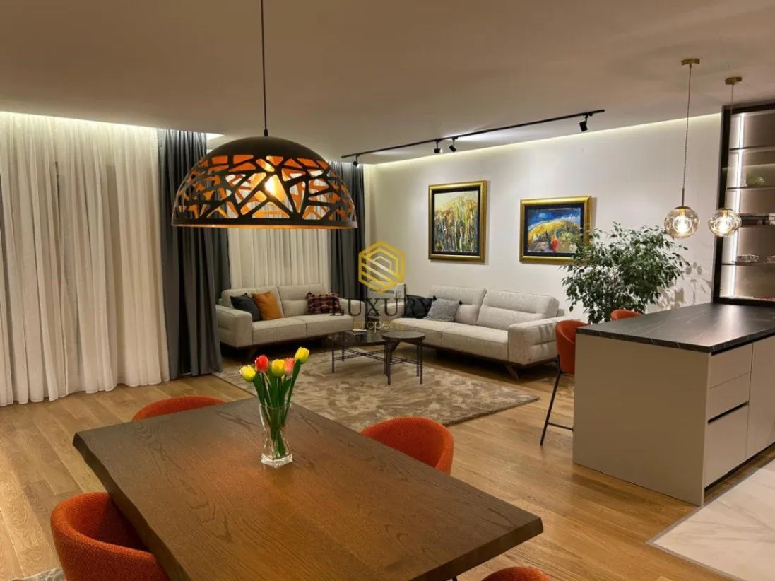 Rent, two bedroom apartment, 108m², Central Point, Podgorica