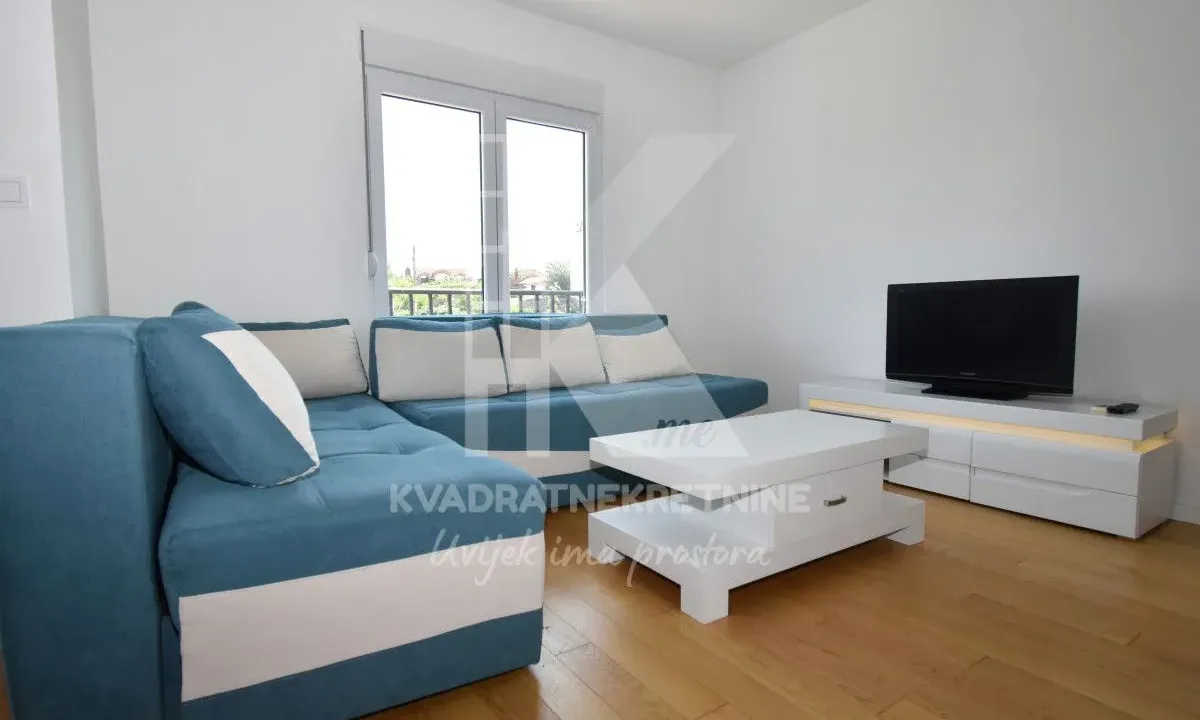Izdavanje, garsonjera, 33m², Cvijetin Brijeg, Podgorica