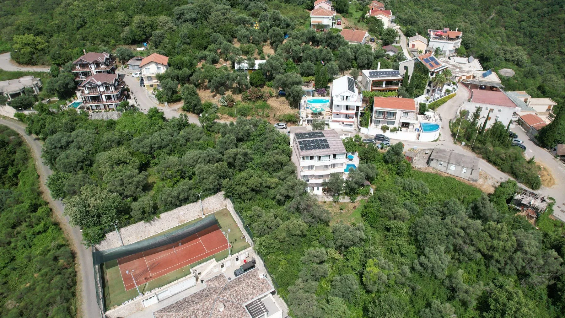 Prodaja, plac, 900m², Bečići, Budva