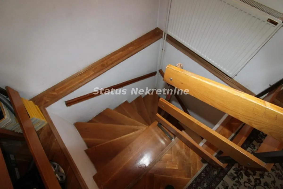 Prodaja, kuća, 134m², Sremska Kamenica, Petrovaradin