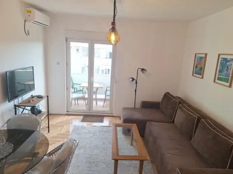 Rent, two bedroom apartment, 45m², Pobrežje, Podgorica - image 2