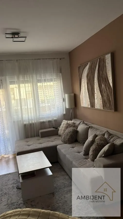 Prodaja, dvosoban stan, 48m², Stari Banovci, Stara Pazova