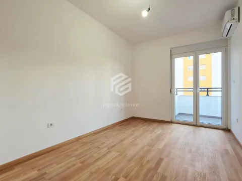 Prodaja, jednosoban stan, 45m², Pobrežje, Podgorica - image 4
