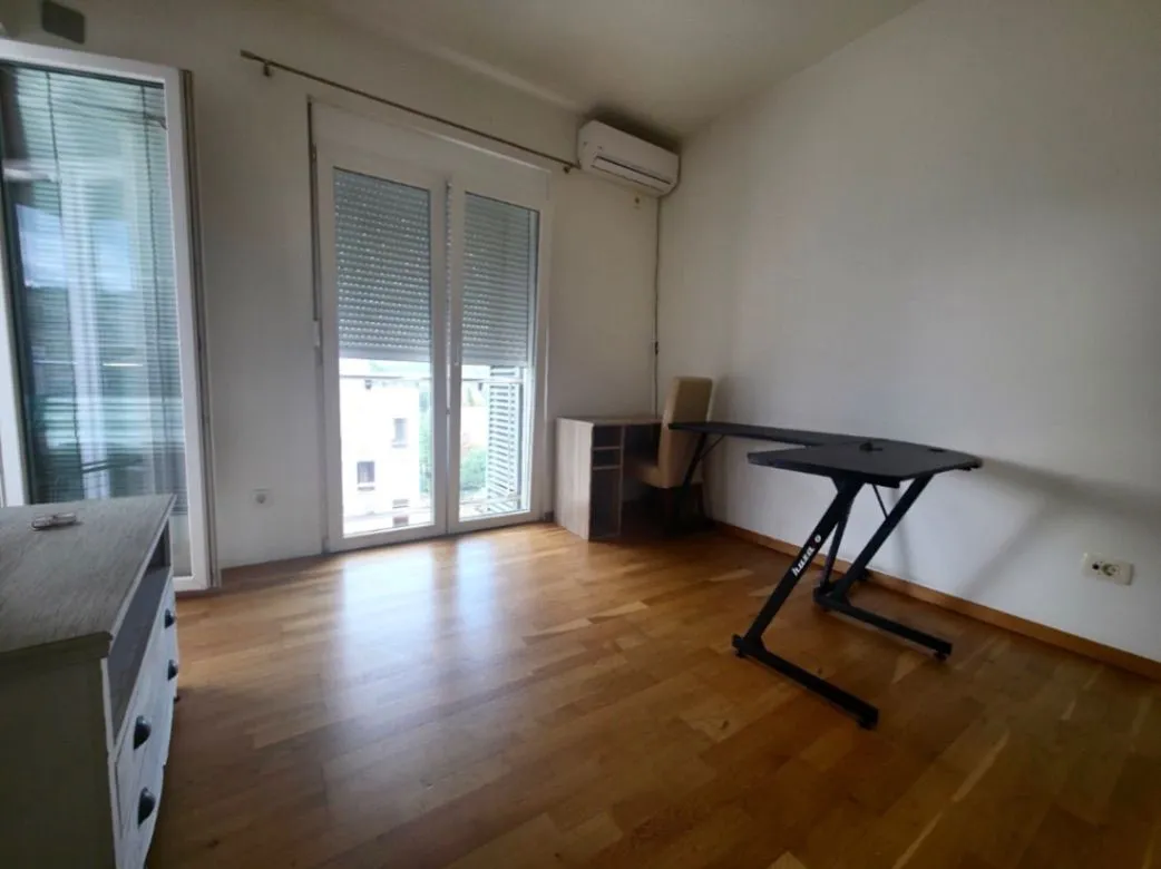 Rent, three bedroom apartment, 95m², Zagorič, Podgorica