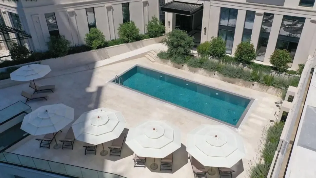 Izdavanje, jednosoban stan, 52m², Bečići, Budva