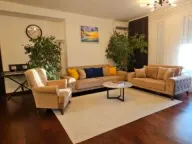 Prodaja, dvosoban stan, 151m², Centar, Bar - image 2