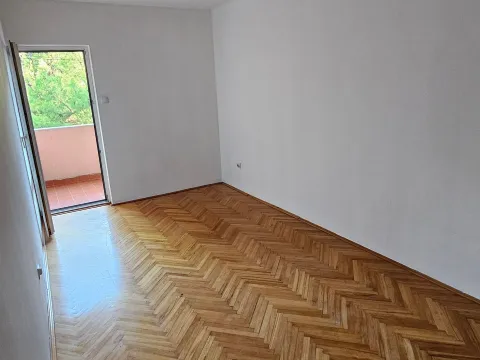 Rent, one bedroom apartment, 58m², Stari Aerodrom, Podgorica - image 7