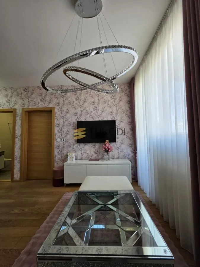 Prodaja, jednosoban stan, 34m², Centar, Novi Sad