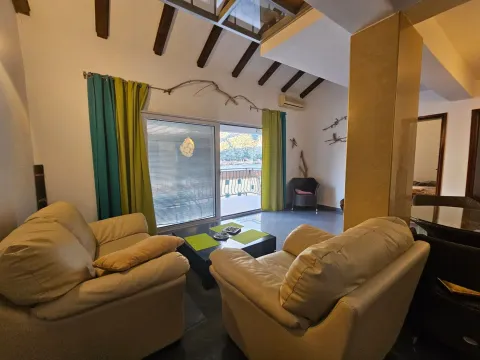 Sale, four bedroom apartment, 115m², Muo, Kotor - image 4