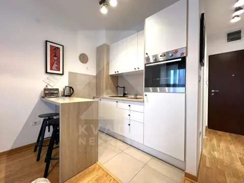 Rent, studio apartment, 26m², City Kej, Podgorica - image 4