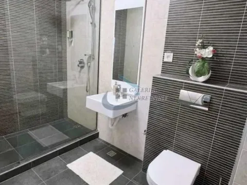 Prodaja, četvorosoban stan, 270m², Skojevsko Naselje, Beograd - image 14