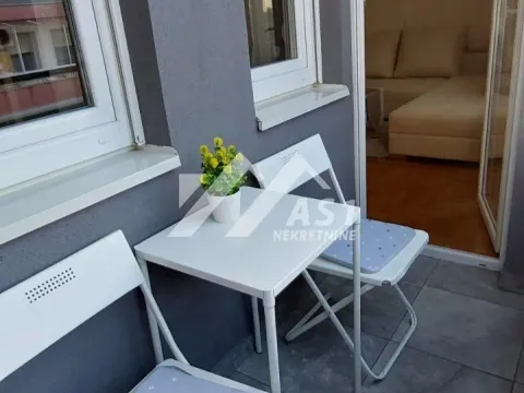 Izdavanje, jednosoban stan, 37m², Bulevar Oslobodjenja, Novi Sad Sve Podlokacije - image 8