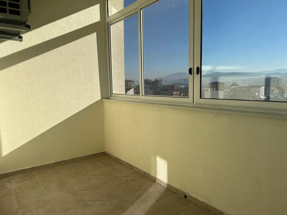 Rent, office space, 230m², Centar, Niš