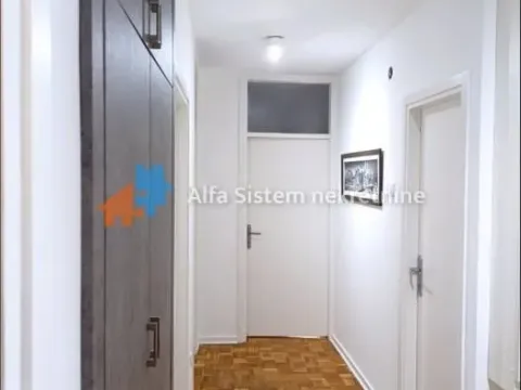 Izdavanje, trosoban stan, 86m², Vračar Sve Podlokacije, Beograd - image 8