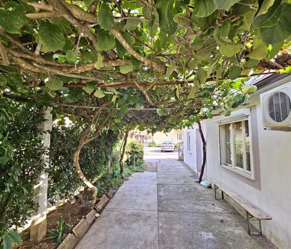 Sale, house, 90m², Zelenika, Podgorica