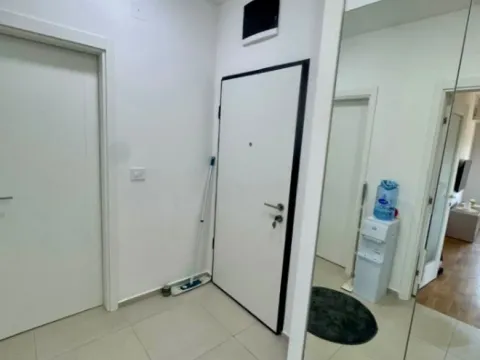 Izdavanje, dvosoban stan, 66m², Stari Aerodrom, Podgorica - image 5