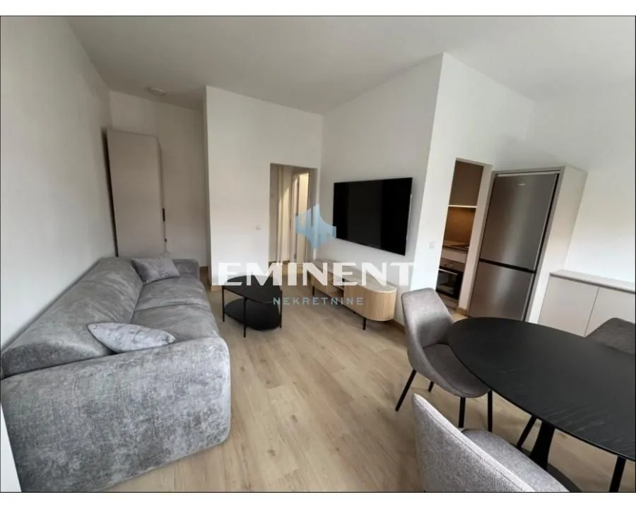 Rent, one bedroom apartment, 25m², Slavija, Vračar Sve Podlokacije