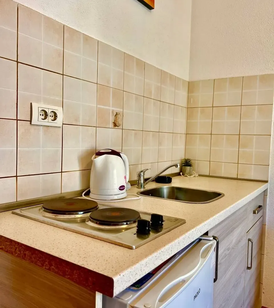 Rent, one bedroom apartment, 33m², Dobrota, Kotor