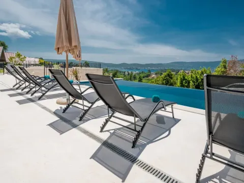 Prodaja, kuća, 250m², Mrčevac, Tivat - image 9