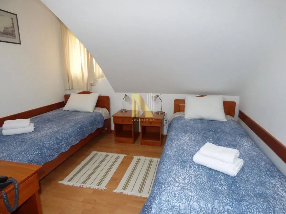 Sale, hospitality venue, 2064m², Centar, Vršac