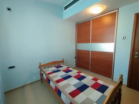 Izdavanje, stan, 61m², Momišići, Podgorica - image 5