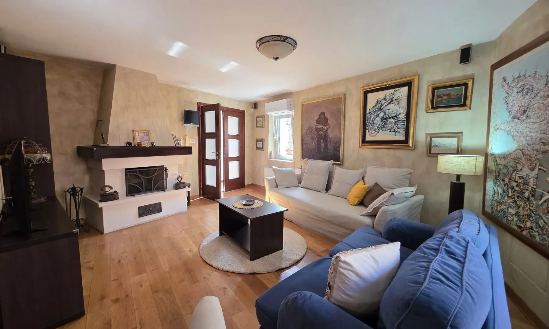 Rent, three bedroom apartment, 120m², Stari Grad, Budva