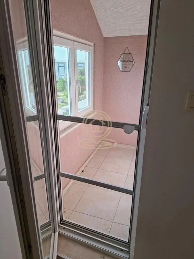 Izdavanje, stan, 94m², Klisa, Novi Sad Sve Podlokacije